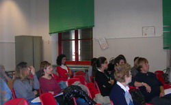 Fotografia dei corsisti nell'aula dell'Istituto Pacinotti